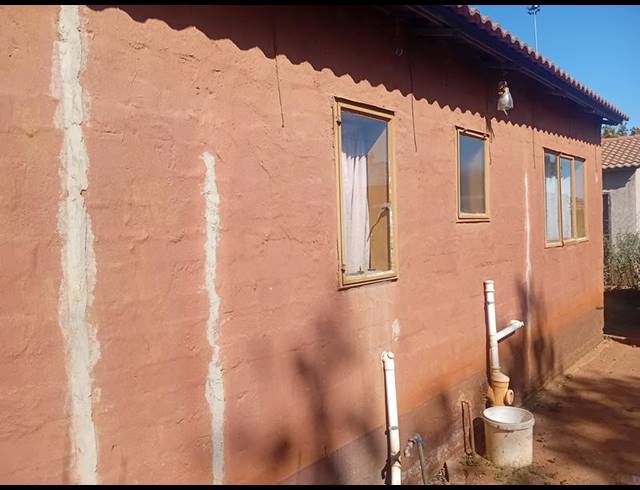 2 BEDROOM HOUSE FOR SALE IN SOSHANGUVE SOUTH